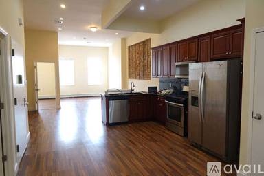 Main picture of 1110 Halsey St