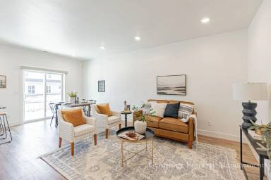 Main picture of 583 Tiller Ave