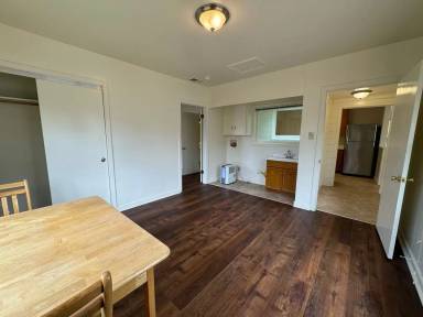 Main picture of 1269 B St