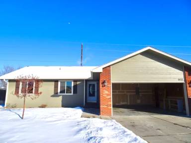 Main picture of 603 Kenosha Ct