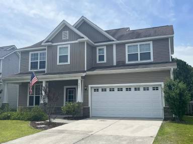 Main picture of 207 Admiral Ct