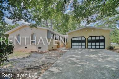 Main picture of 410 Ravenscroft Rd