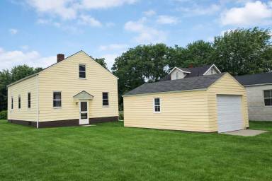 Main picture of 1524 Tanner Ave SW