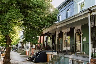 Main picture of 325 W Lorraine Ave
