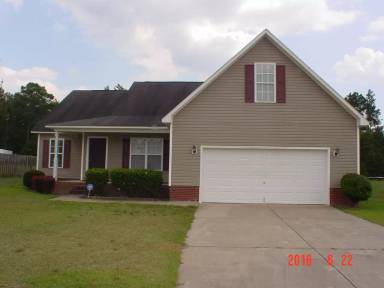 Main picture of 210 Sanford Ct
