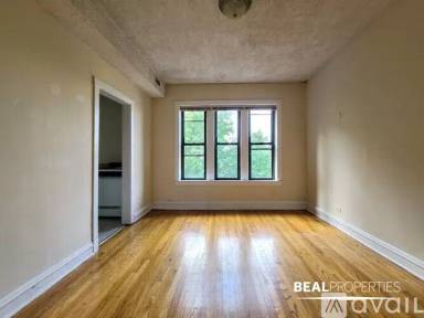 Main picture of 3523 N Racine Ave