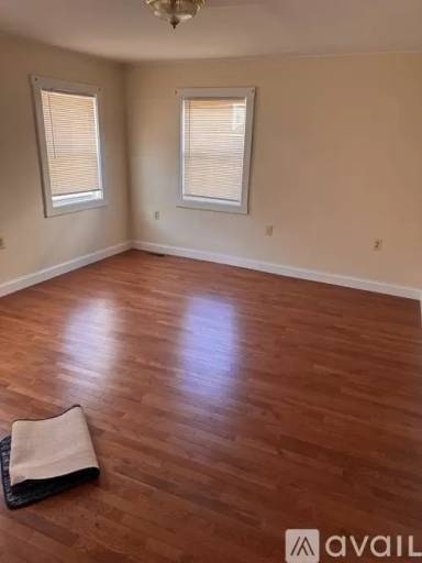 Main picture of 27 Douglas St