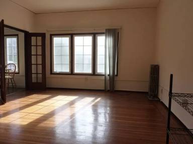 Main picture of 2511 Hearst Ave