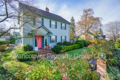 Main picture of 309 W 37th St