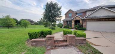Main picture of 12103 Cove Ridge Ln