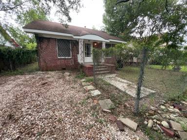 Main picture of 108 Bedford St