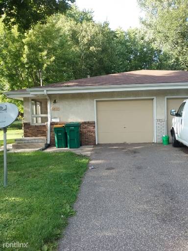 Main picture of 1807 41st Ave NE