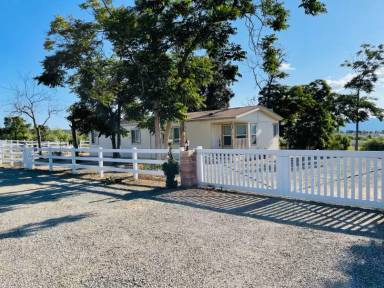 Main picture of 25195 Bundy Canyon Rd