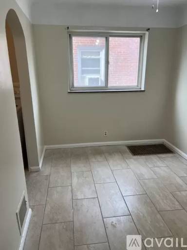 Main picture of 5211 Lillian Dr