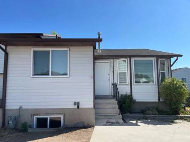 Main picture of 9019 S Goddard Cir