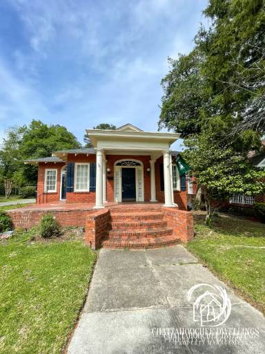 Main picture of 1639 17th Ave