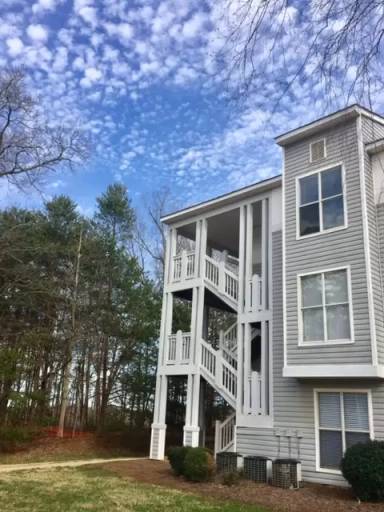 Main picture of 20 Hamiltons Harbor Dr
