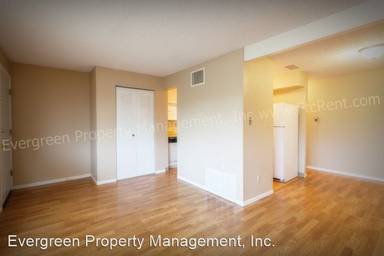 Main picture of Heatheridge Lake Condominiums