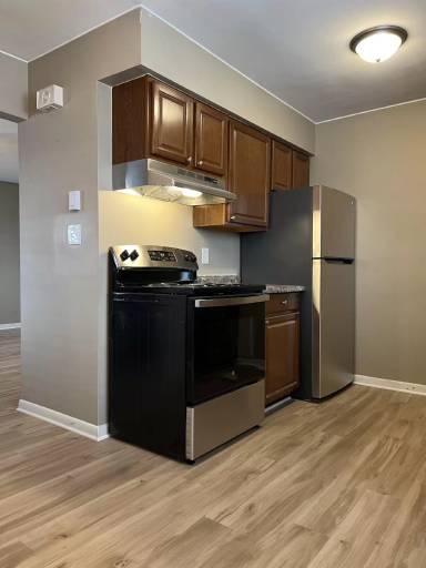 Main picture of 15525 E 10 Mile Rd