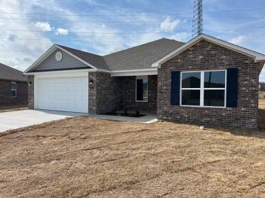 Main picture of 919 W Aiden Dr