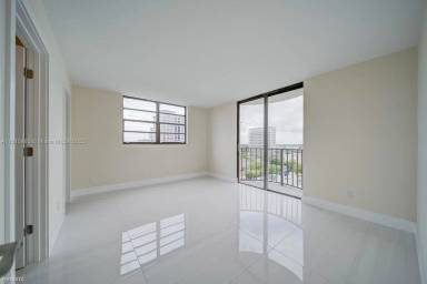 Main picture of Coral Gables Tower Condo