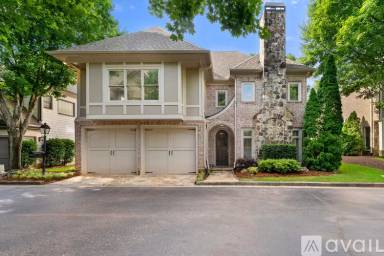 Main picture of 2041 Mendenhall Dr