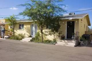 Main picture of Garfield Court