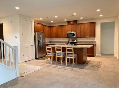 Main picture of 365 Thistle St
