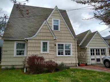 Main picture of 1125 SW A Ave