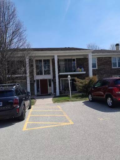 Main picture of 104 Evelyn Ln