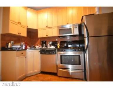 Main picture of 316-328 Saint Paul St