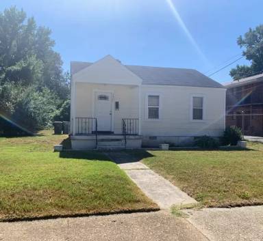 Main picture of 1921 Hubert Ave