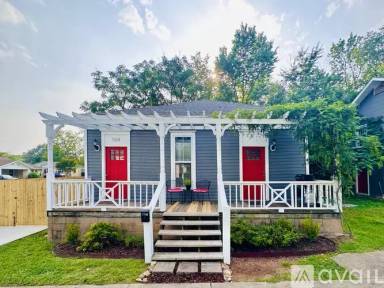 Main picture of 104 4th St