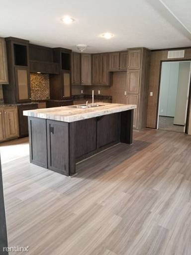 Main picture of 4797 S 4th St