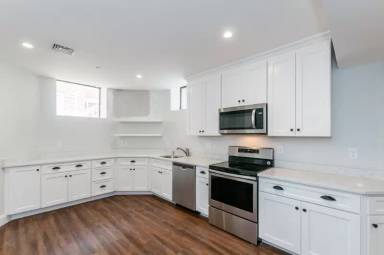 Main picture of 34 Upham Ave