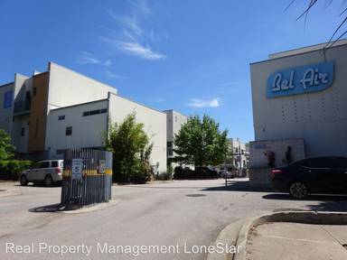 Main picture of 4801 S Congress Ave