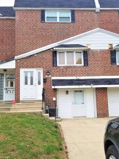 Main picture of 3330 Fairdale Rd