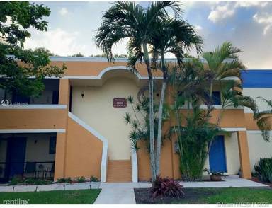 Main picture of 183 Lakeview Dr