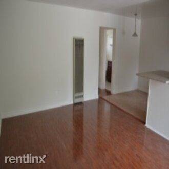 Main picture of 305 N Vinedo Ave