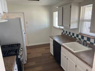 Main picture of 3664 A St