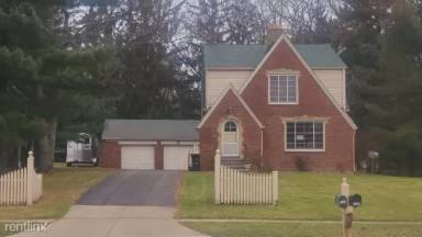 Main picture of 4748 Royalton Rd