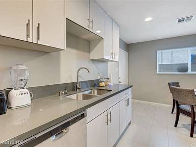 Main picture of 11525 Haro Ave