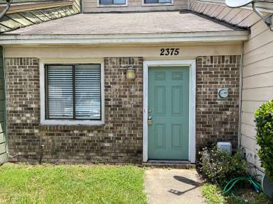 Main picture of 2389 Sandpiper St