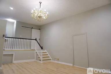Main picture of 322 Main St