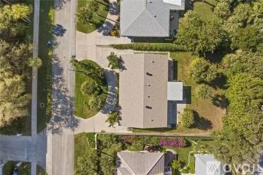 Main picture of 927 Turtle Cove Ln