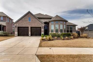 Main picture of 708 Patio St