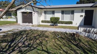 Main picture of 3609 Cleveland St