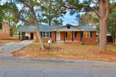 Main picture of 2127 Tuxedo Rd