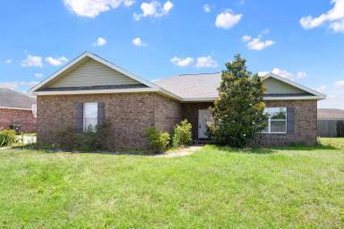 Main picture of 27513 Meade Trl