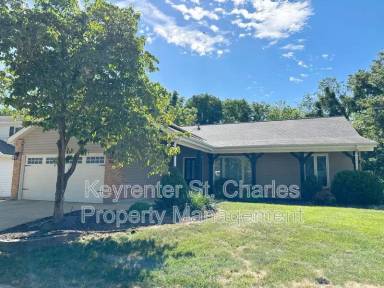 Main picture of 1926 Springtree Dr